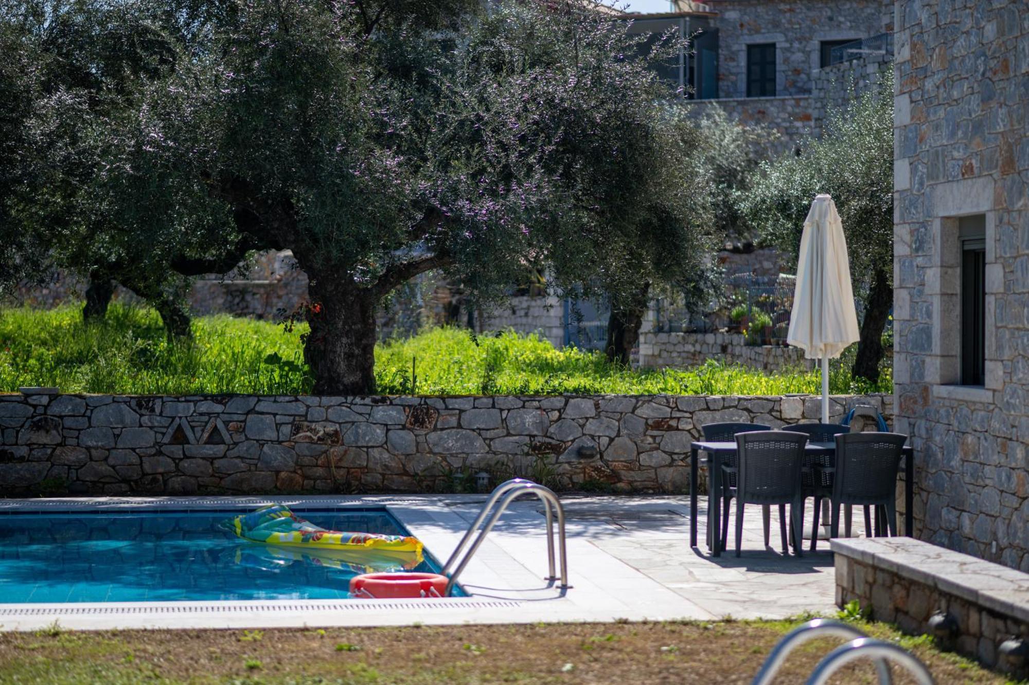 Torri Di Pietra Villa สตูปา ห้อง รูปภาพ