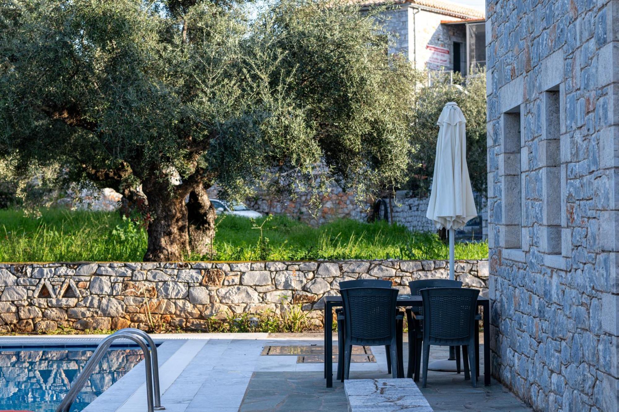 Torri Di Pietra Villa สตูปา ห้อง รูปภาพ